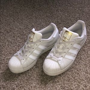 Cream adidas superstar